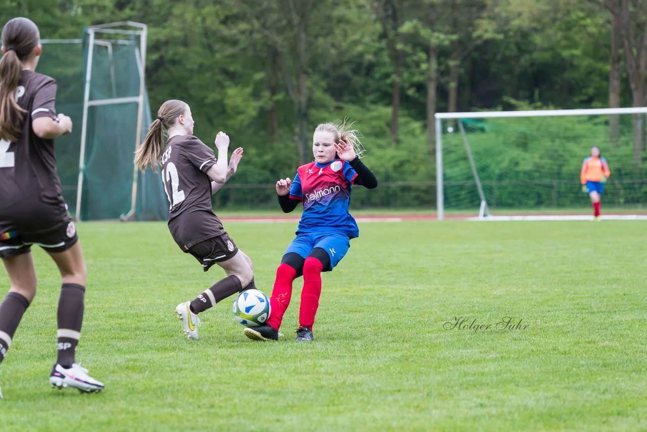 Bild 170 - wCJ VfL Pinneberg3 - St.Pauli : Ergebnis: 2:1